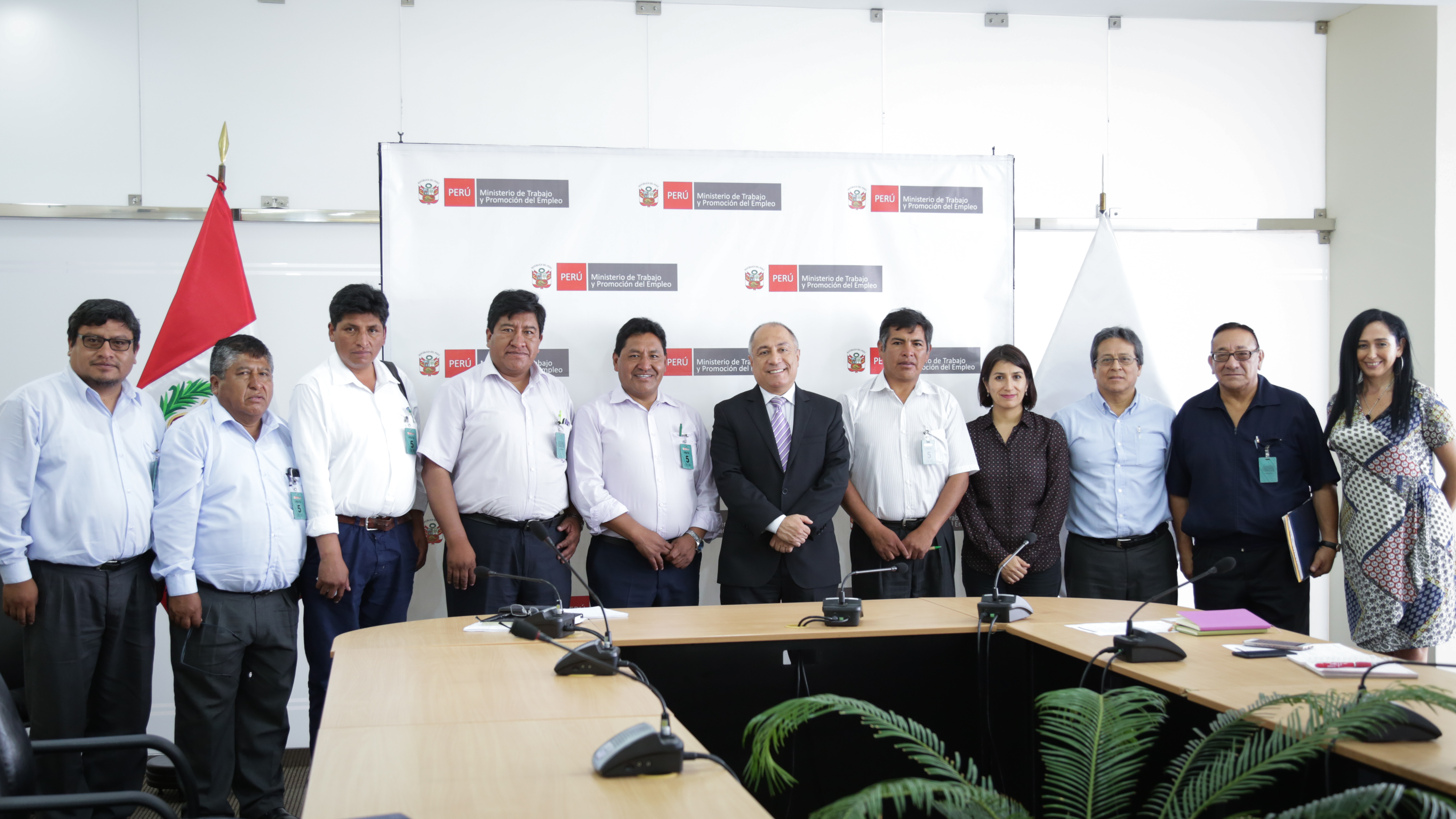 reunion remurpe Representantes del Ministerio de Trabajo y Promoción del Empleo (MTPE), encabezados por el viceministro de Promoción del Empleo y Capacitación Laboral, Javier Palacios Gallegos, y de la Red de Municipalidades…