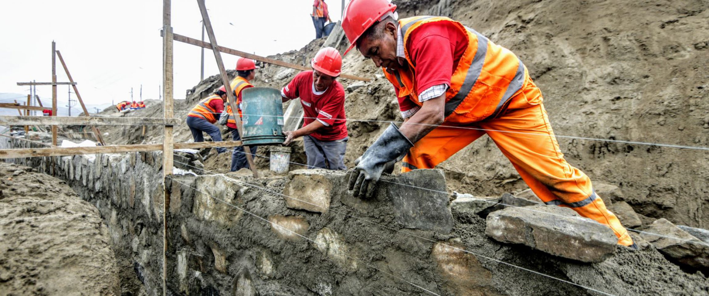 mtpe andina Andina
07/05/2019
El Gobierno creará 5,900 empleos temporales que favorecerá a la población que vive en situación de pobreza extrema en diez regiones del país, anunció la ministra de Trabajo y Promoción…