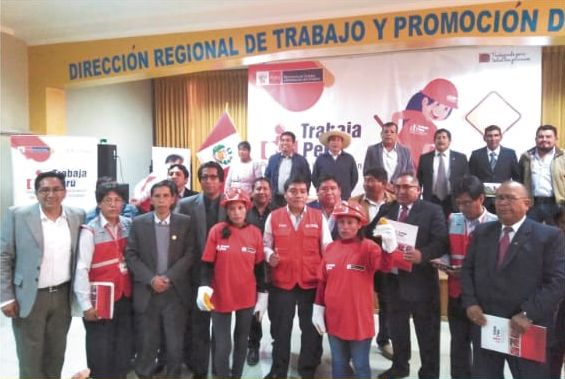 DIARIOprimicia huancayo trabajaperu junio2019 2 Primicia (Huancayo)
13/06/2019
El programa Trabaja Perú, a través de la Unidad Zonal de Junín que lidera el arquitecto Rafael López, suscribió convenios con ocho alcaldes de la región Junín, para la…
