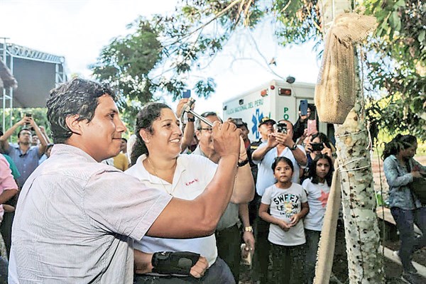 peruano abril2019 trabajaperu El Peruano
26/04/2019
El Ministerio de Trabajo invertirá 3 millones de soles en Madre de Dios, mediante el programa Trabaja Perú, para financiar proyectos.
Puedes leer la nota completa aquí.…