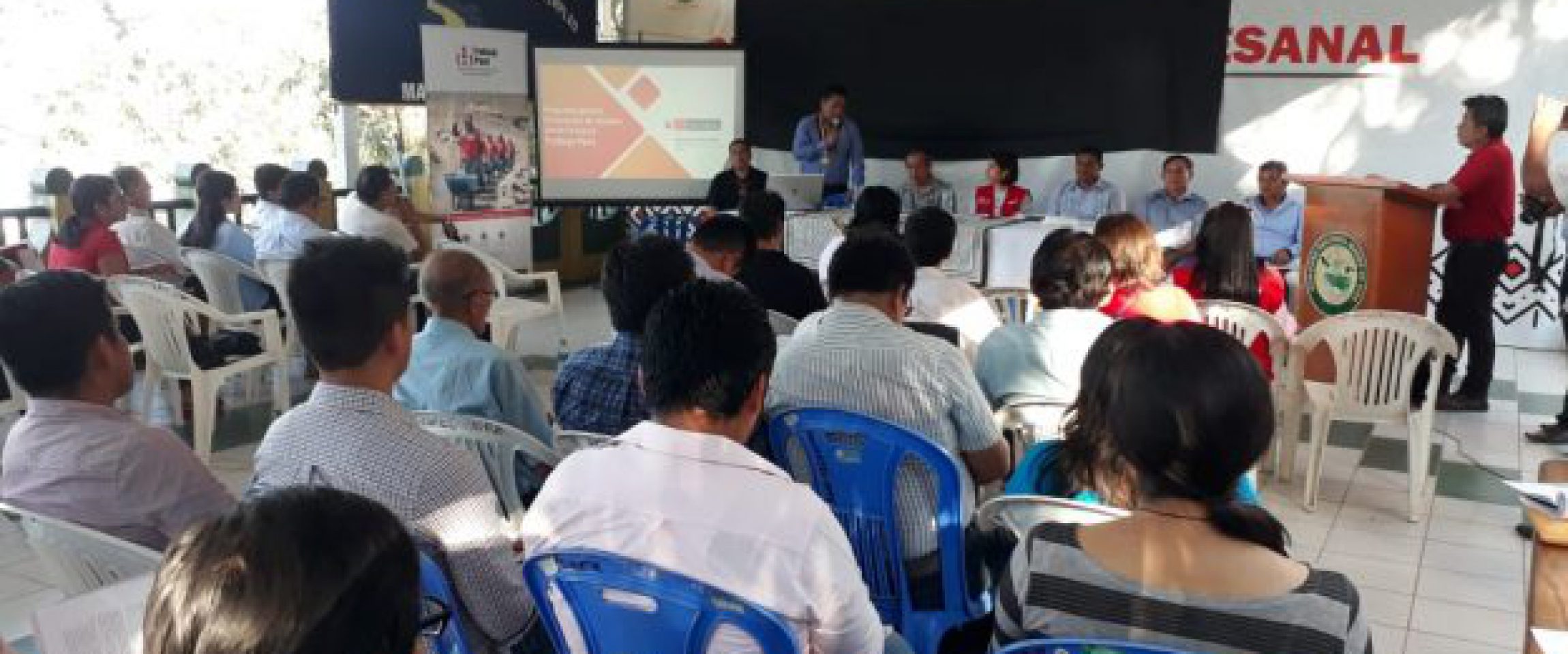 rcrperu trabajaperu octubre2019 Red de Comunicación Regional
15/10/2019
Más de 1,800 empleos temporales tiene previsto generar Trabaja Perú en el departamento de Madre de Dios a través del financiamiento de 34 proyectos de infraestructura básica,…
