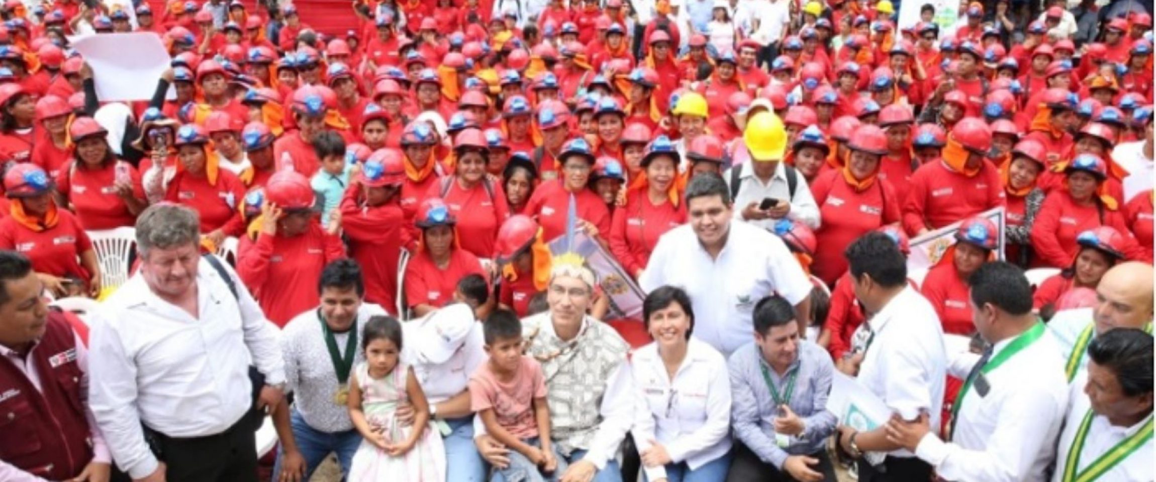 andina trabajaperu2019 madrededios Andina
06/12/2019
Junto al presidente Martín Vizcarra, titular de Trabajo dio inicio a las labores que financia el Ejecutivo
Puedes leer aquí la nota completa.…