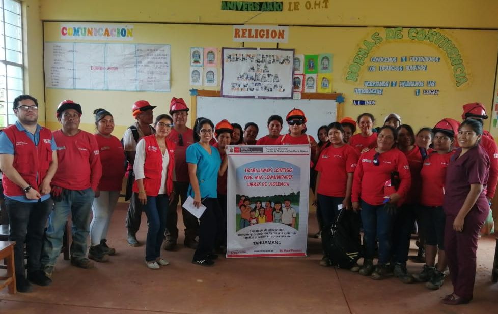 charla trabajaperu2020 madrededios 1 Un total 33 beneficiarios y beneficiarias de Trabaja Perú del distrito de Tahuamanu, provincia de Tahuamanu, participaron de un taller que buscó capacitarlos y sensibilizarlos en temas de igualdad de…